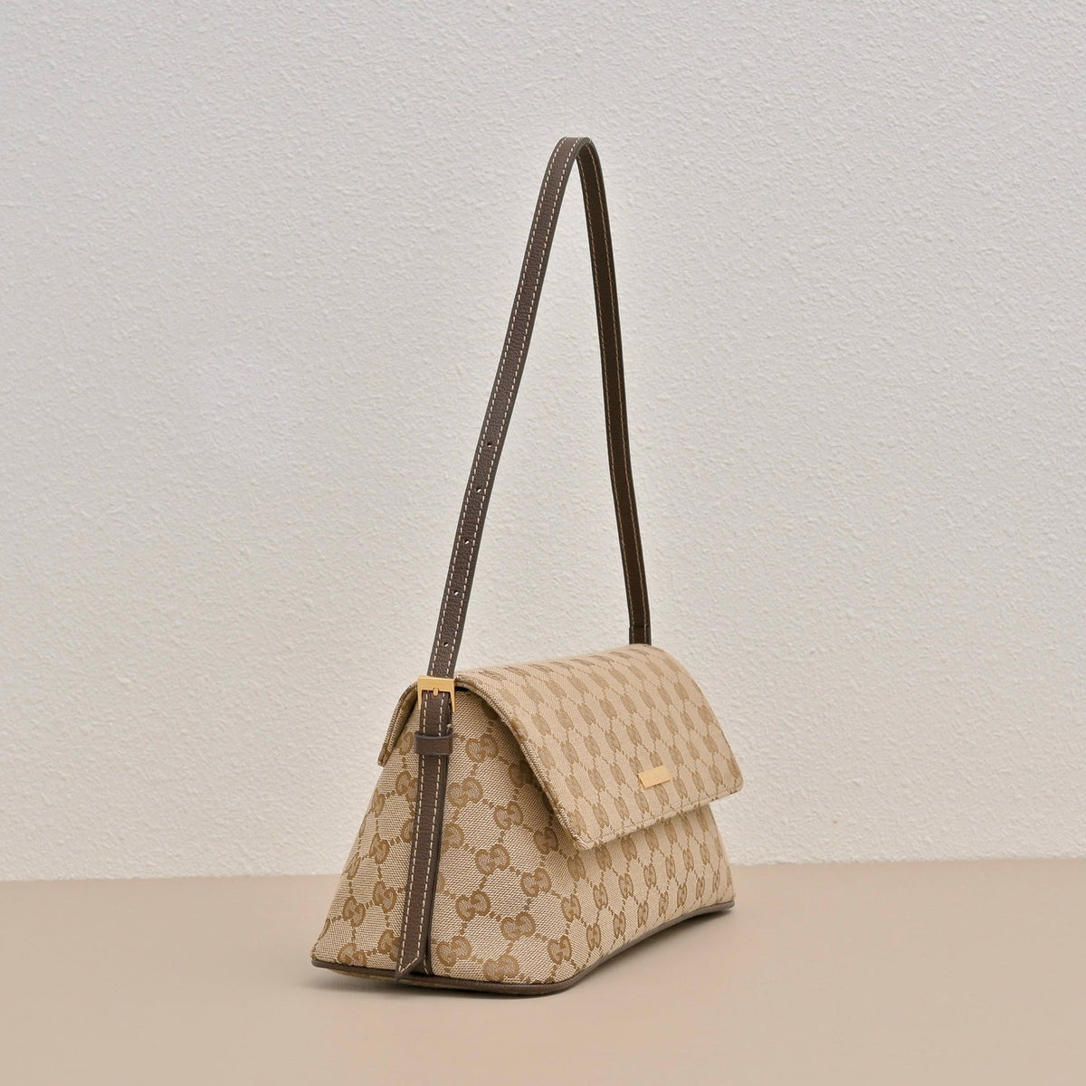 GUCCI GG Madison Denim Shoulder Bag-874744