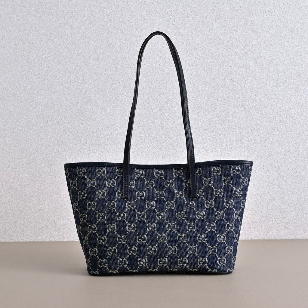 GUCCI Generation Gucci GG Denim Small Tote Bag-875236